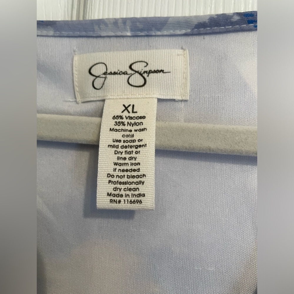 Jessica Simpson dress - Picture 3 of 4